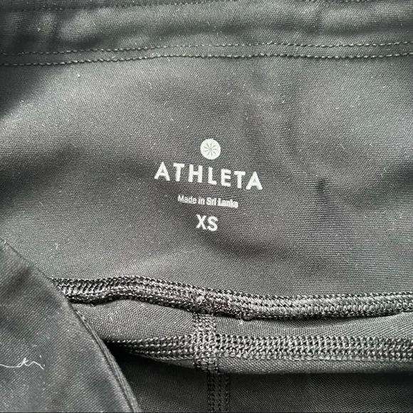 Athleta Stealth Capri Crop Tight Leggings yoga Gym Solid Black Extra Small XS - Picture 6 of 9